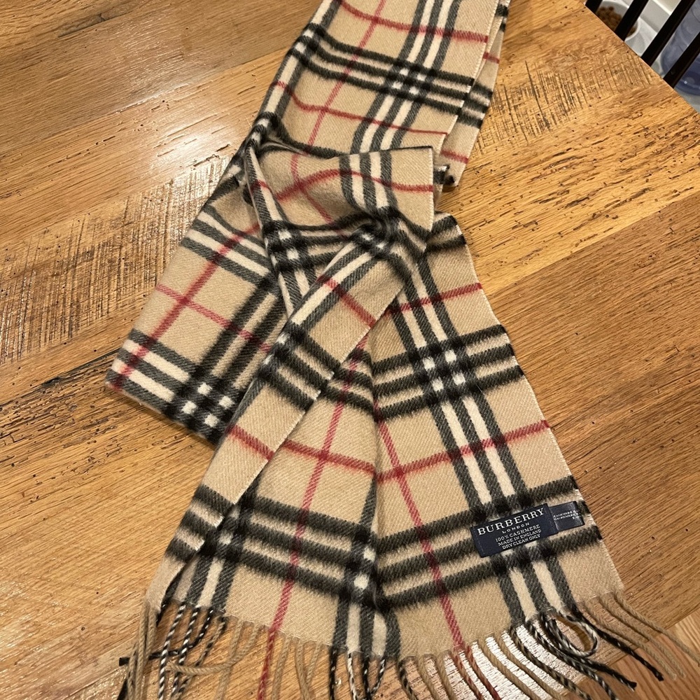 Burberry cashmere scarf.  Like new. Beautiful and comfy.